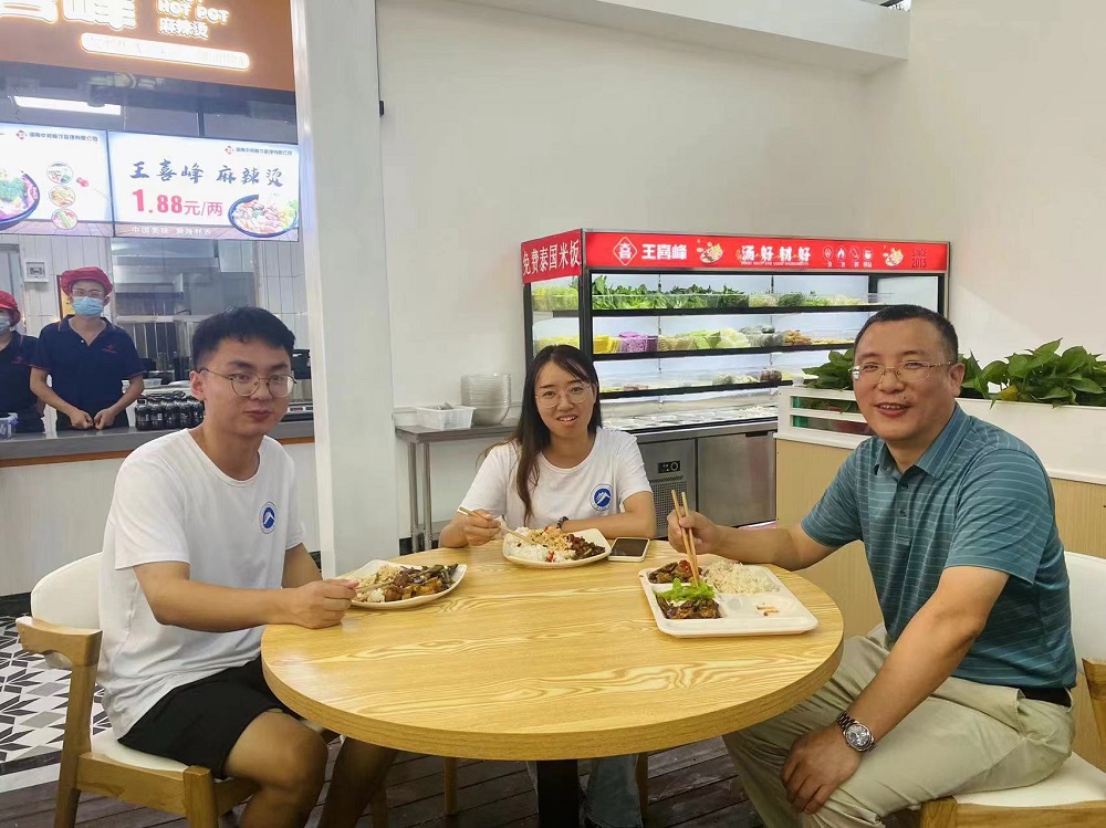 d8efca71ae104758b340e95b4dae259b.jpg tapplay